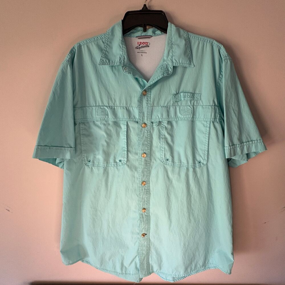 IZOD Saltwater Men's L Aqua Blue Fishing Shirt Vented Short Sleeve Button Up